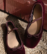 PILLAR MARY JANE -- CRIMSON VELVET